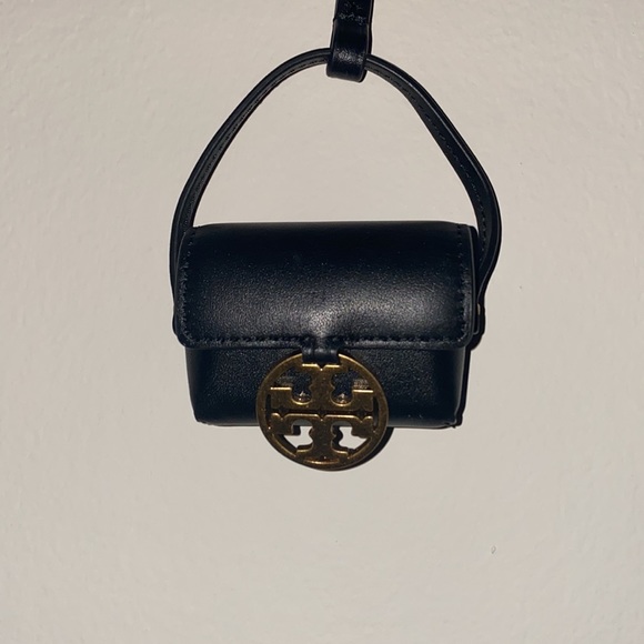 Tory Burch AirPods Case - Picture 4 of 5